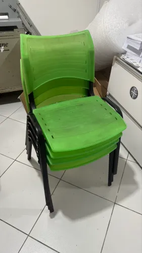 Vendo 4 cadeiras