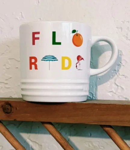 Raridade!!! Caneca Série Destinos Flórida Yellow ou Chicago Blue Le Creuset