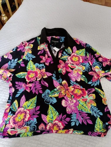 Blusa Florida - Tamanho M
