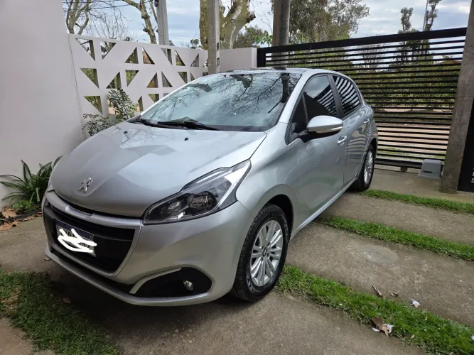 Peugeot 208 Allure 1.2 Flex 12V 5P Mec. 2019