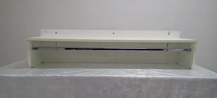 Mostruário de roupas / cabideiro