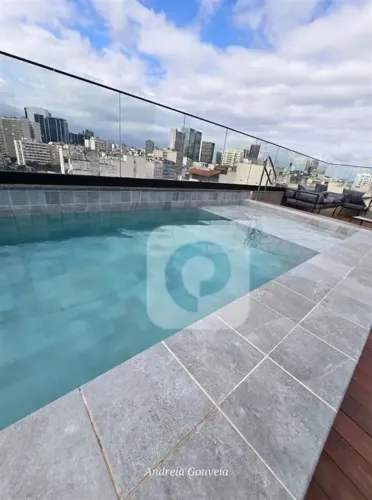 Para morar ou investir, Rua do Riachuelo, com praticidade e tudo ao seu alcance.