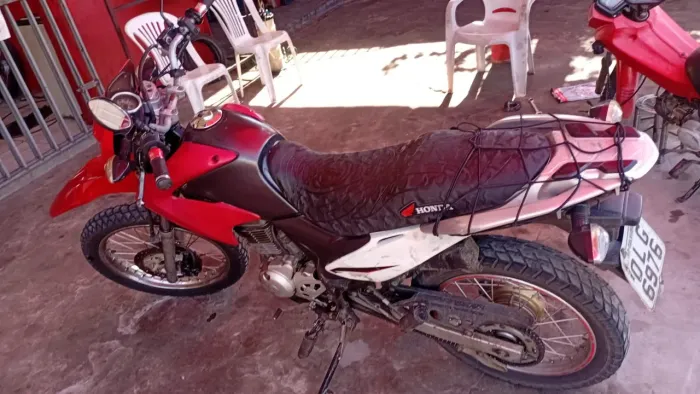 Vendo moto broz 150