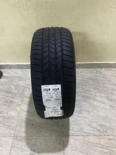 Pneu Bridgestone Aro 17 225/45r17
