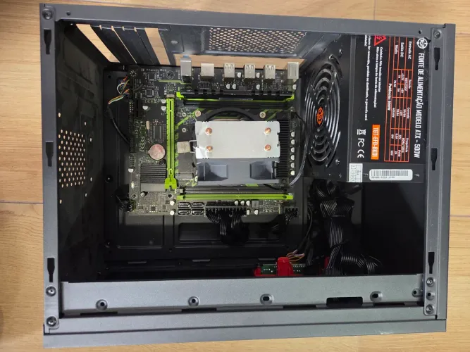 Pc Xeon 16gb (incompleto)