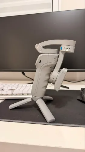 Gimbal Estabilizador para Celular + Tripé - Pouco Usado