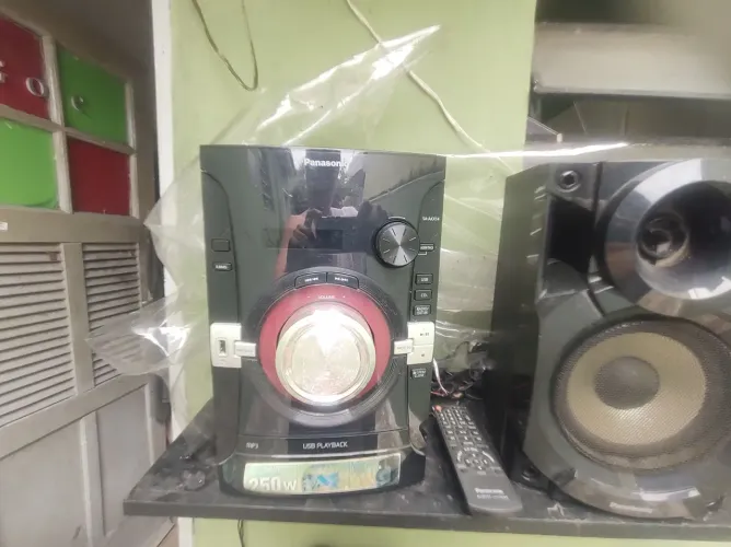 mini system Panasonic ( leia )