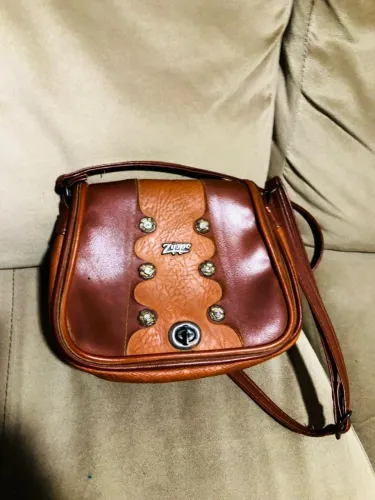 Bolsa tiracolo couro legítimo anos 90