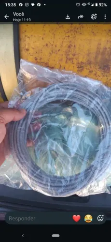 Vende-se cabo de aço revestido cada peça tem 6 mt