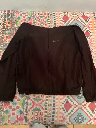 Corta vento Nike 