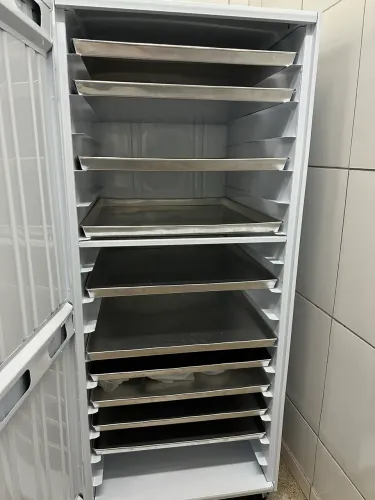 Armário para Pães IMECA 15 Esteiras | Acompanha 10 Assadeiras | Estado de Novo