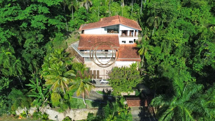 RA AMIL VENDE Casa de praia com, 622m² de construção, terreno 1250m² - Condomínio Ponta da