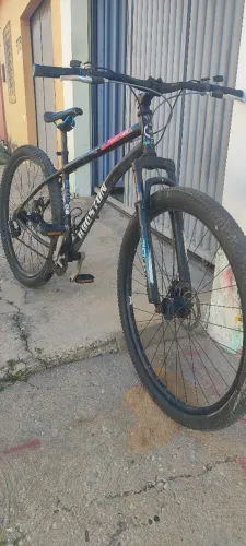 Bike aro 29  em ótimo estado apenas 700 aceito proposta chama *30