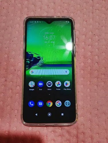 Motorola G8 play
