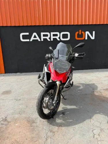 VENDO MOTO BMW GS 1200s