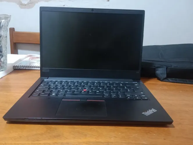 Thinkpad e14 