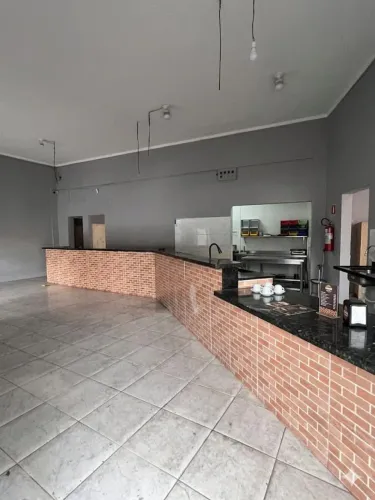 Loja na Avenida Patente, 789 - Térreo  160 m²
