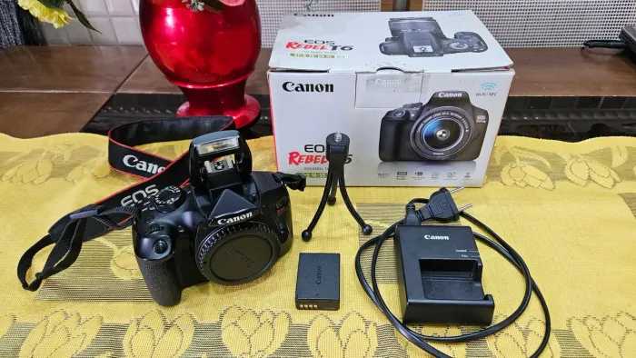 Canon T6 EOS Rebel (Corpo)