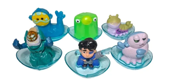 Lote 6 Brinquedos Elio Disney Pixar McDonald's 2024 Coleção