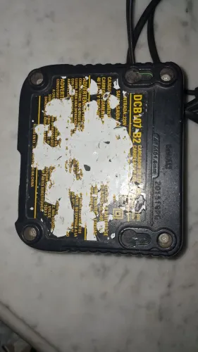 Carregador dewalt 12 v max