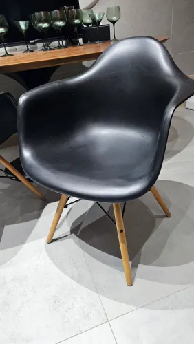 Cadeira Eames Eiffel com Braço preço unitário