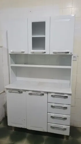 Armário branco para cozinha 