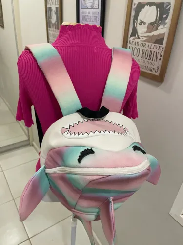 Mochila Kawaii tubarão