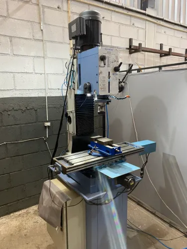 Fresadora CNC