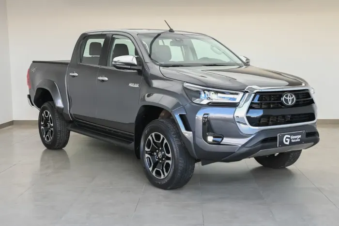 Toyota Hilux CD SRX 4X4 2.8 TDI 16V Diesel Aut. 2024