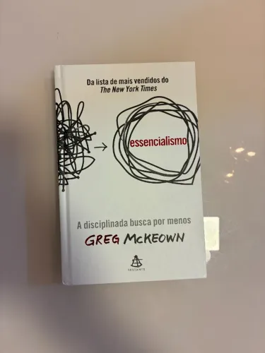 Essencialismo: A Disciplinada Busca por Menos - Usado