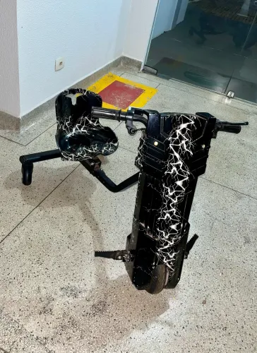 Triciclo elétrico