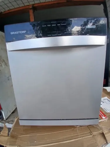 Máquina lavadouro de prato  8 programas  Toda em inox