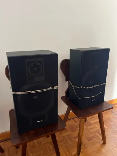 Caixas de Som Vintage