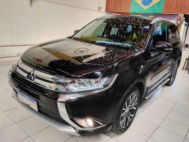 Mitsubishi Outlander Comfort 2.0 16V Aut. 2018