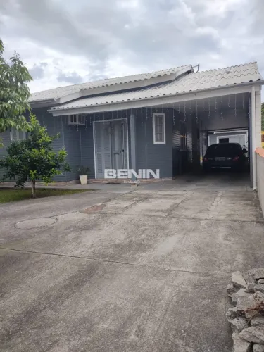 Casa em Estância Velha com 130 m² , 3 quarto(s) , 1 suíte(s) , 5 vaga(s). Casa em Estância