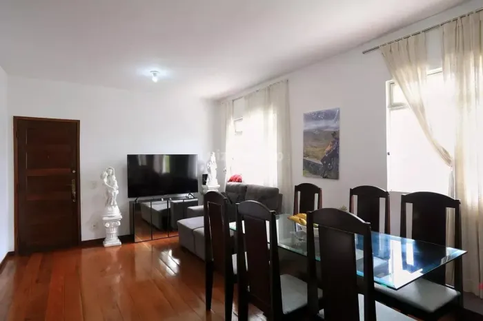Apartamento à venda no bairro Santa Inês