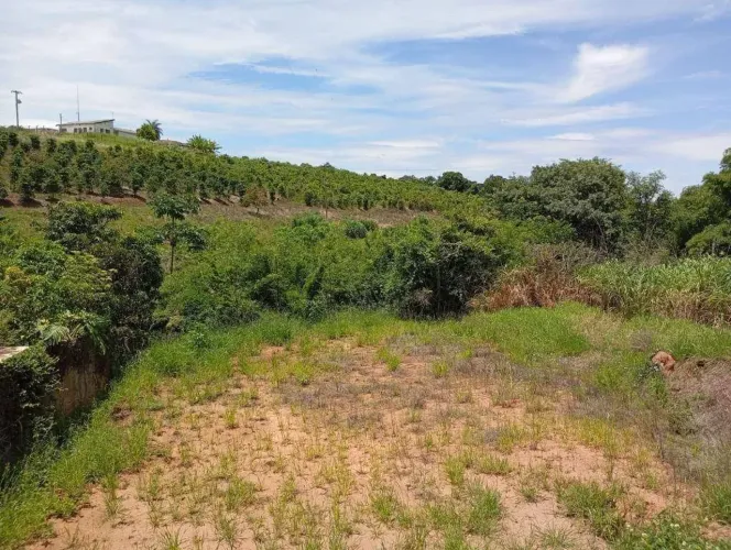 Terreno à venda- Estância Suiça - Serra Negra/SP
