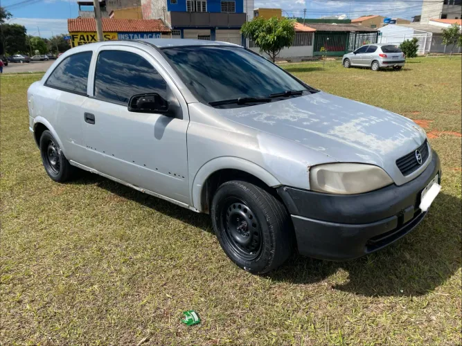 Chevrolet Astra GL 1.8 MPFI 3P 2000