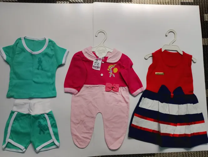 Roupa menina com 3 peças 