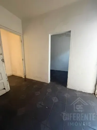 Sobrado Amplo com 4 Dormitórios | Residencial ou Comercial