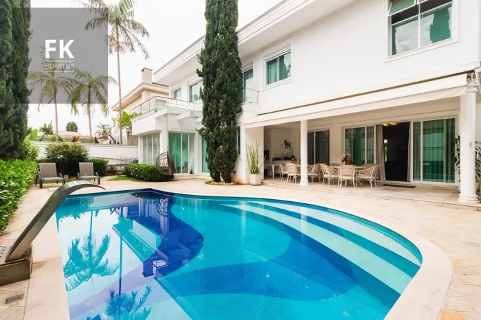 Casa de Condomínio em Alphaville Residencial Um - Barueri