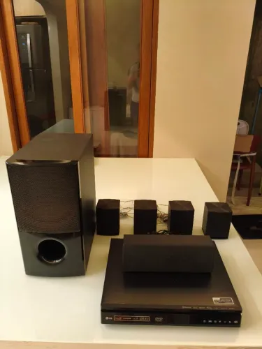 Home Theater LG Mod. LHD 625