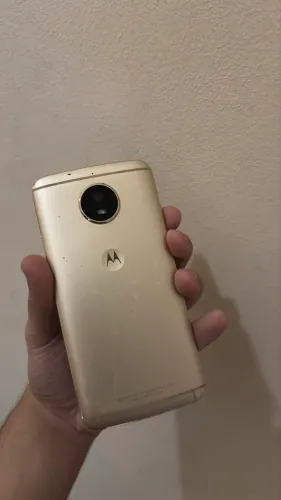Moto G5S Dourado Usado