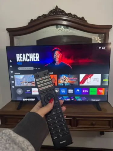 Smart TV 50" 4K Toshiba - Estado de nova