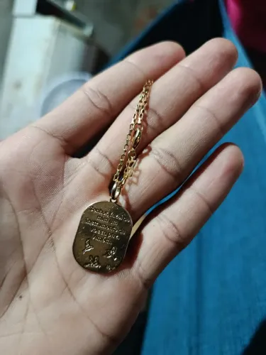Vendo cordão Rommanel semi novo por 350 aceito proposta....