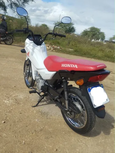 Honda Pop 110i 2021 - Branca