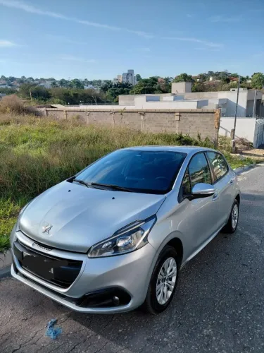 Peugeot 208 Active 1.2 Flex 12V 5P Mec. 2018