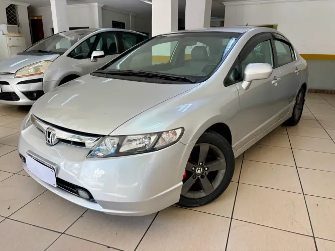 Honda Civic Sedan LXS 1.8/1.8 Flex 16V Aut. 4P 2007