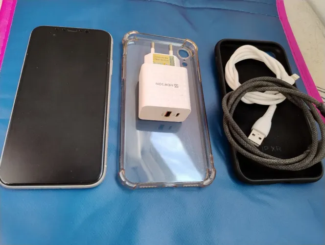 iPhone XR 128gb