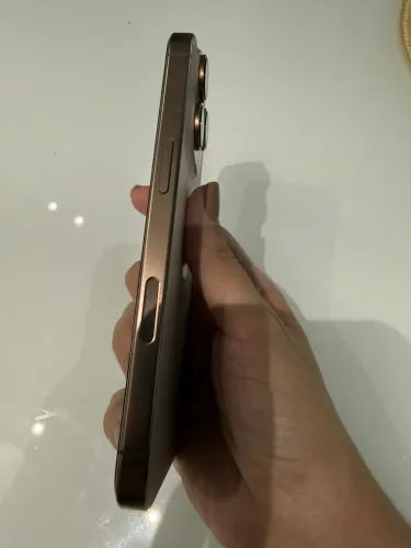 iPhone 16 Pro